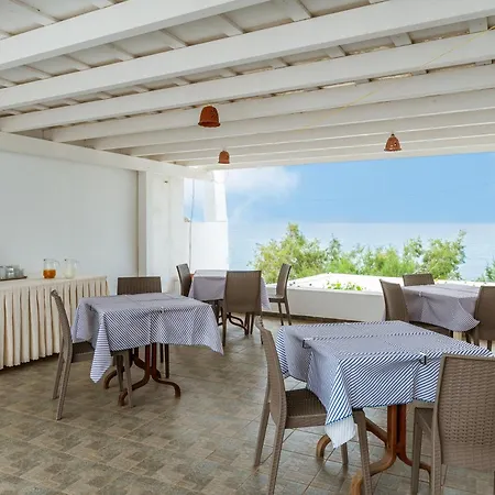 Apartment Cyclades 3 *
