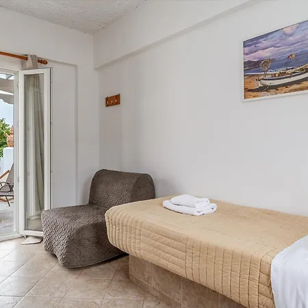 Cyclades 3 * Platis Gialos (Sifnos)