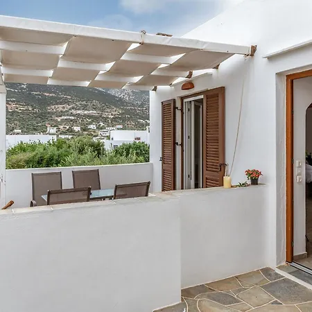 Apartment Cyclades 3 *